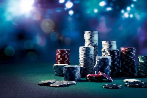 Ornamen kuda dan simbol slot yang dinamis